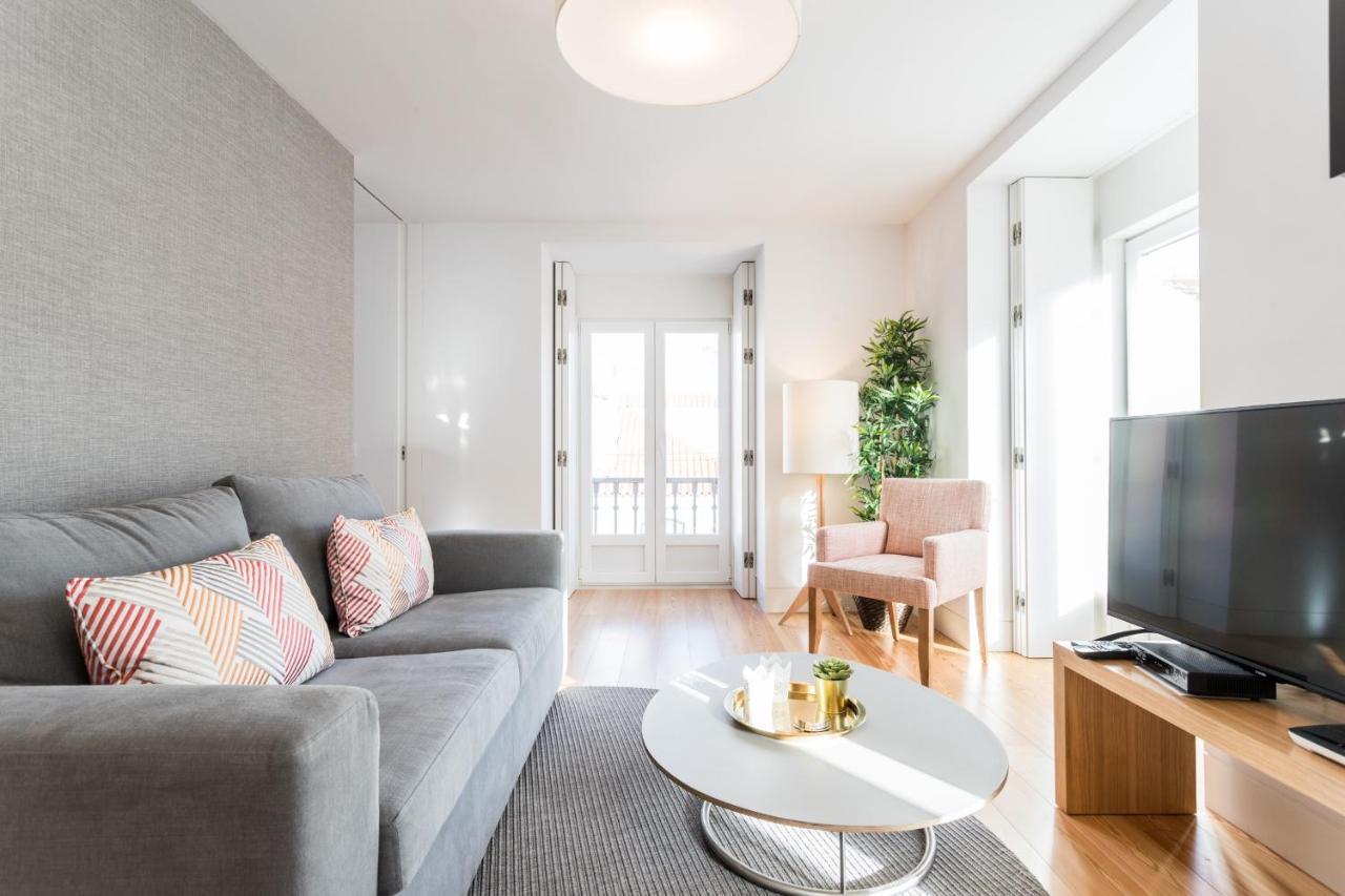 Flh Chiado Elegant Apartment Lisboa Exteriör bild